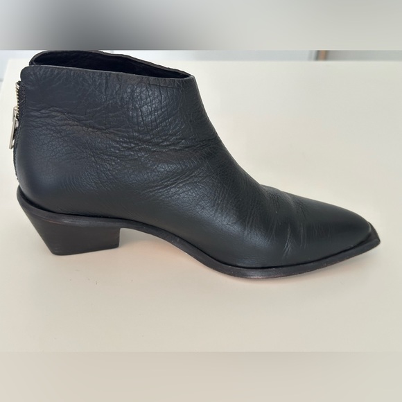 Wal and Pai ankle boots size 37 - Picture 2 of 4